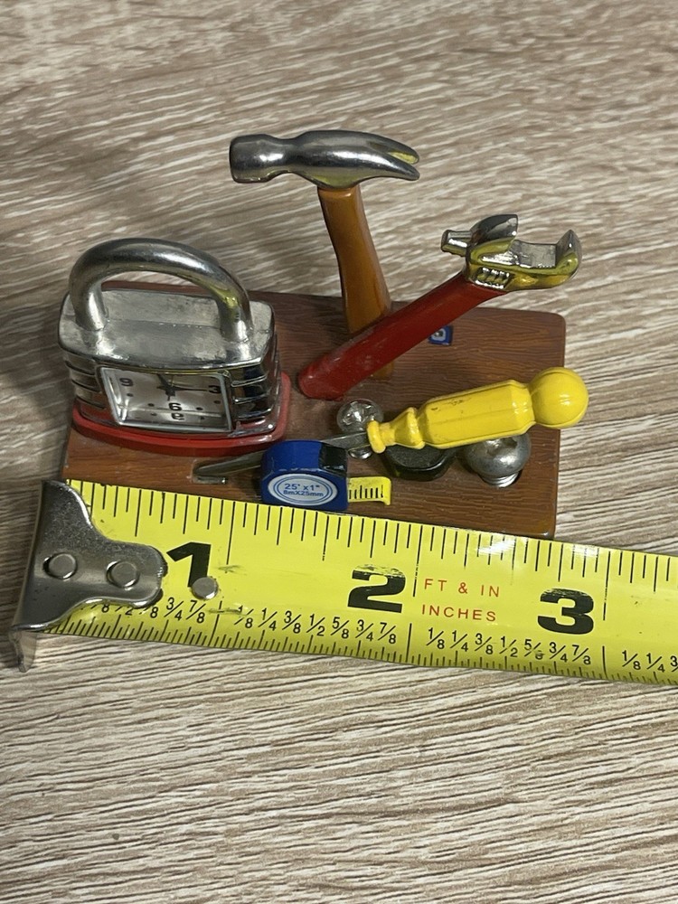 VTG Mini Clock Tools Handyman Carpenter **needs Battery**