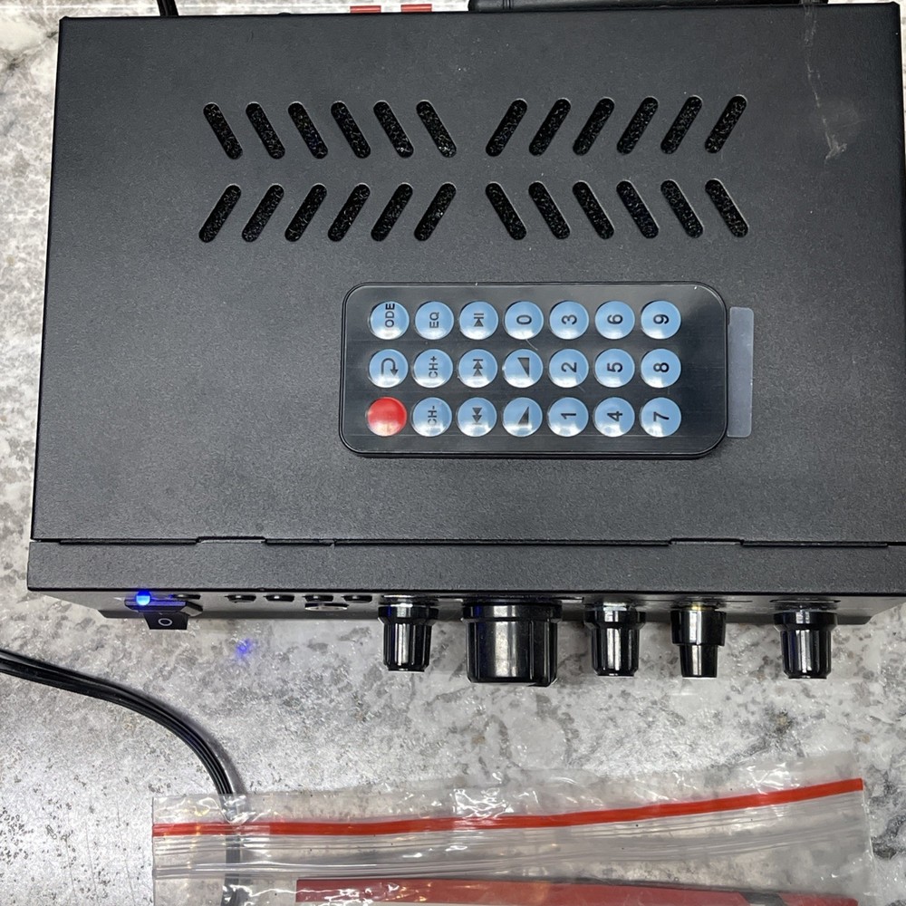 Pyle PTA22BT 2 x 40W Bluetooth PA Stereo Power Amplifier With Remote USED