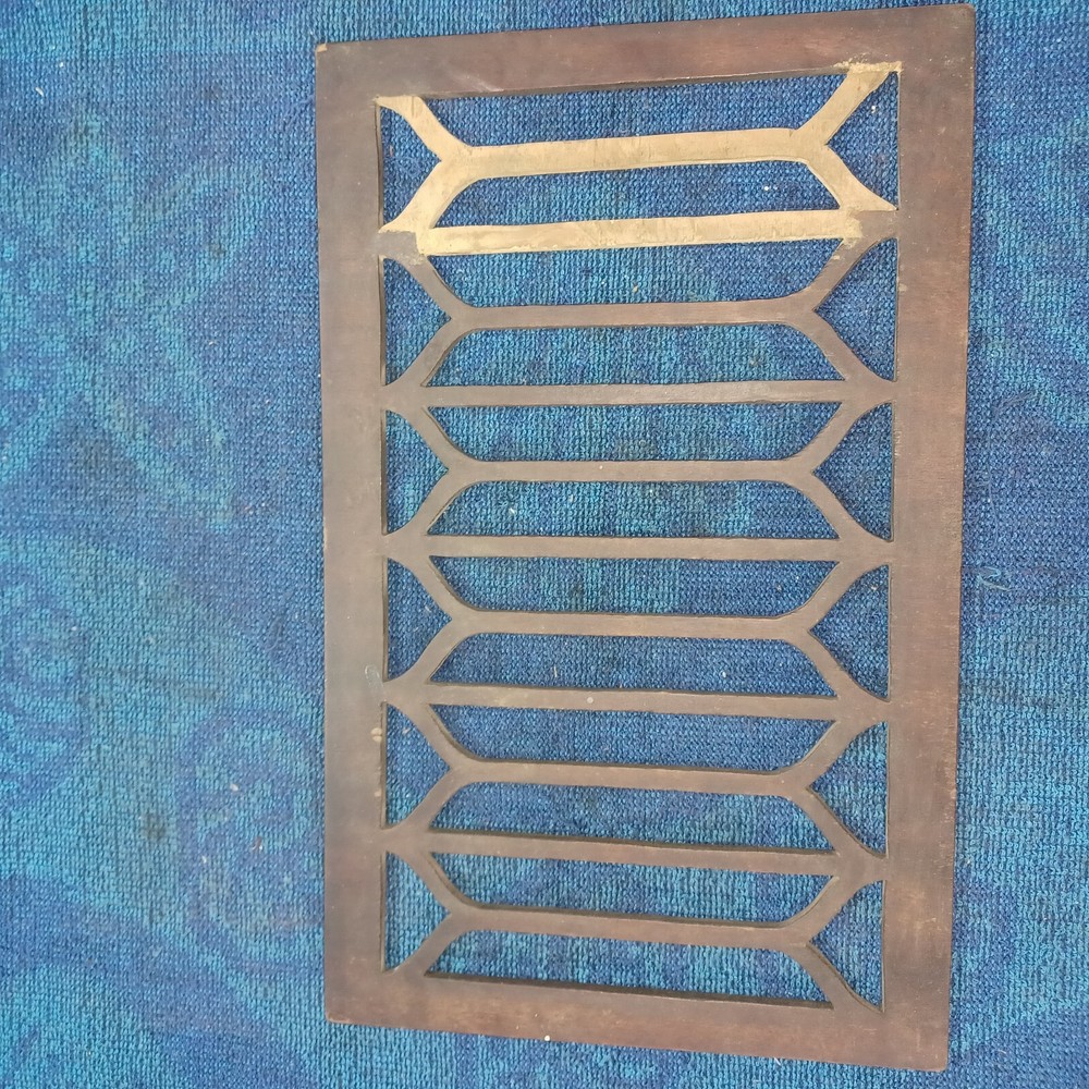 PHONOGRPAH FRONT GRILL