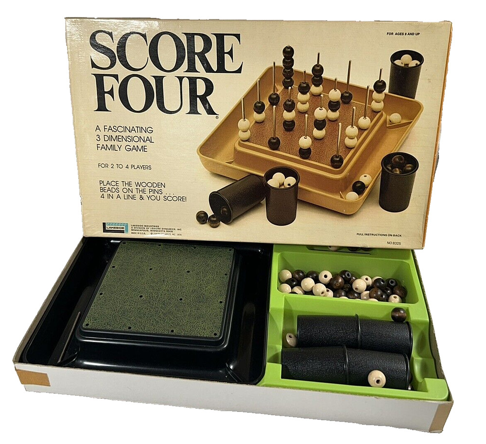 Vintage 1974 Score Four 3D Board Game