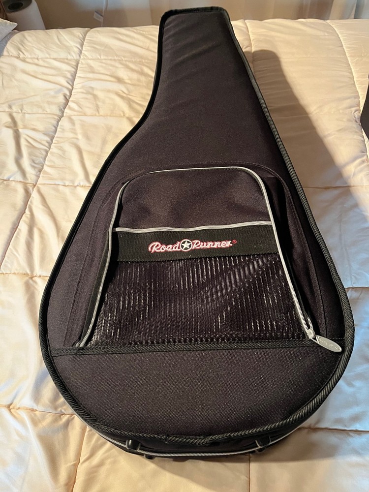 Road Runner Polyfoam Acoustic Classical Guitar Case