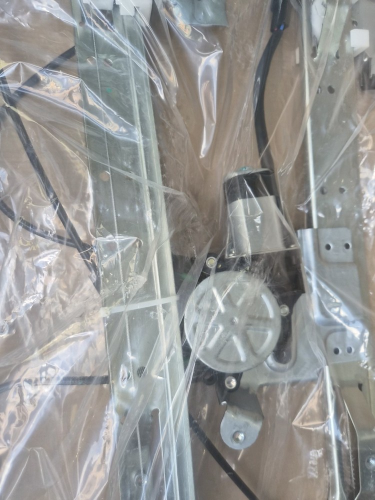 Front Right Passengers Side Power Window Regulator with Motor Assembly