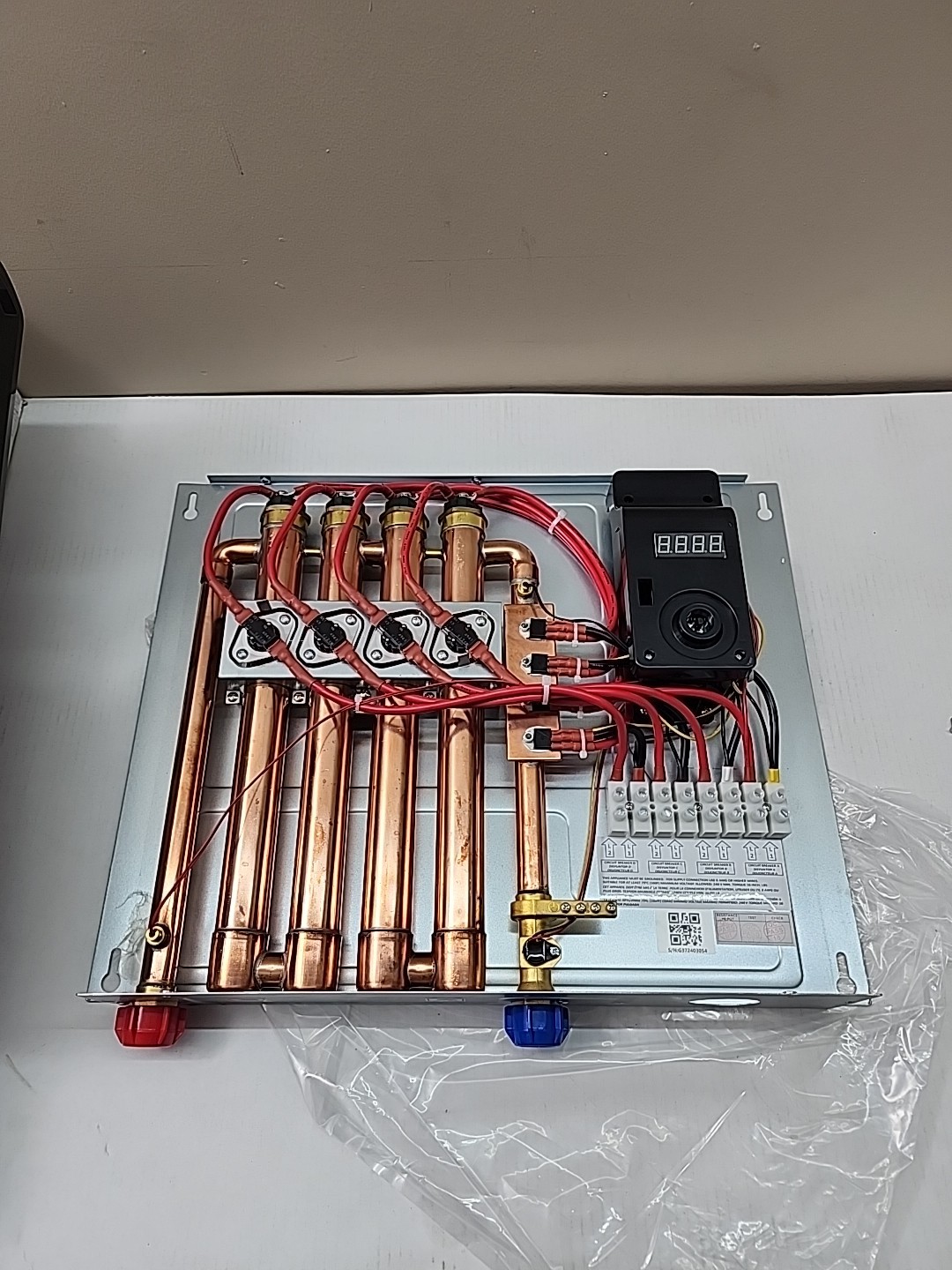 Rheem Performance 36 kW 240V Self-Modulating Electric Tankless Water Heater