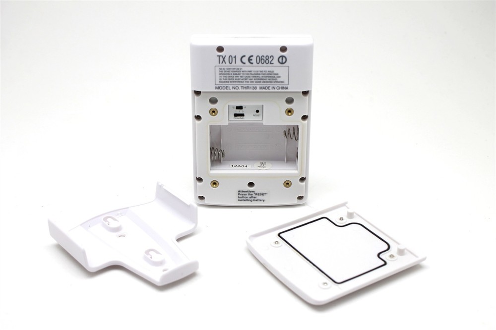Oregon Scientific THR138 Cable Free Wireless Remote Sensor With Multi-Channels