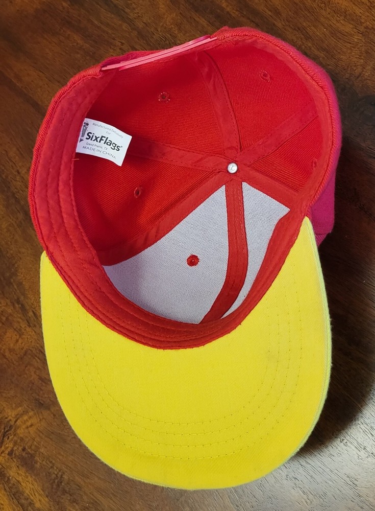 Official The Flash/DC Comics baseball cap, snap back, from Six Flags