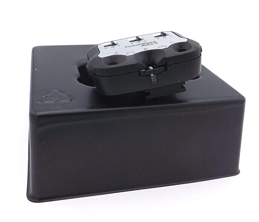 PocketWizard 804-709 AC3 Zone Controller for Nikon - Excellent Condition