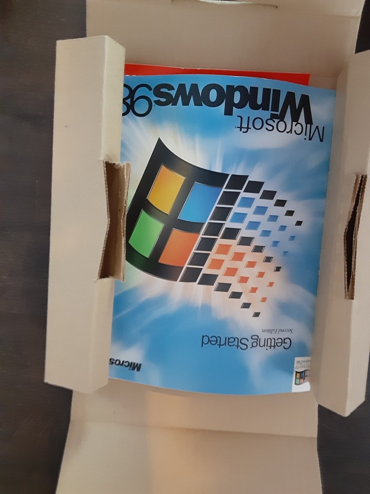 MICROSOFT WINDOWS 98 SECOND EDITION FULL OPERATING SYSTEM WIN 98 #S202