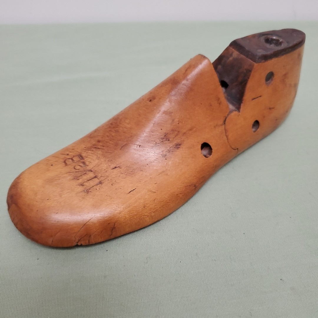 Vintage Single Wooden Child's Shoe Mold Size 11 1/2 B Antique