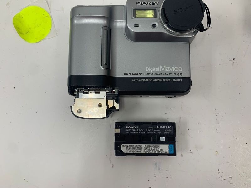 SONY DIGITAL MAVICA STILL CAMERA MODEL 59247