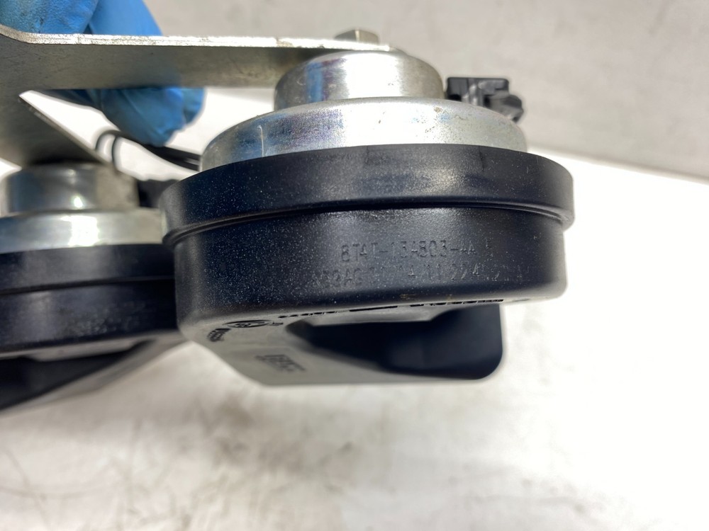 2011-2014 FORD EDGE HORN ASSEMBLY OEM