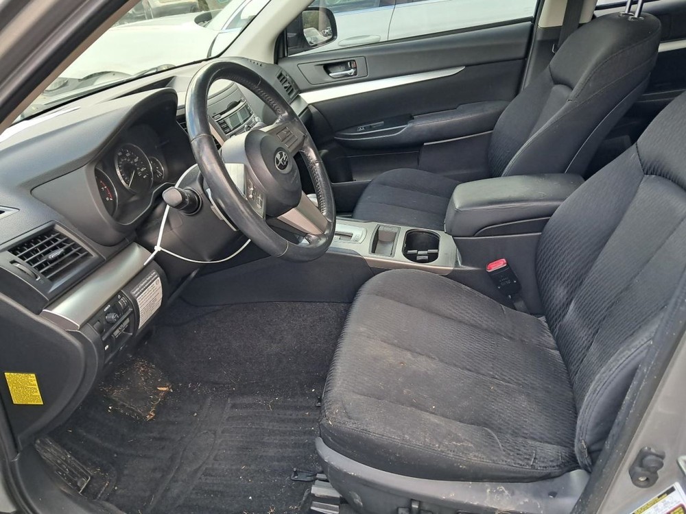 LEGACY 2011 Glove Box 4848503