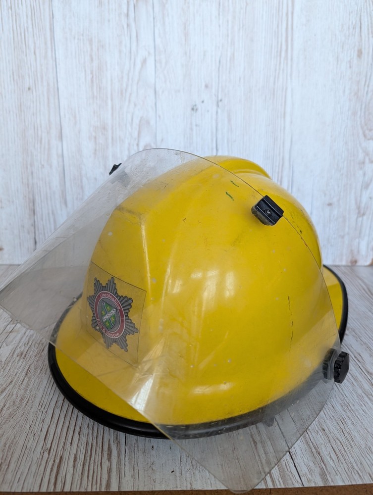 CROMWELL YELLOW FIRE HELMET WITH VISOR