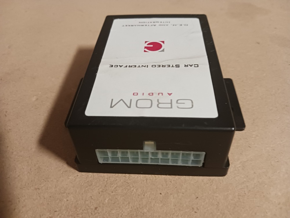 GROM Audio iPod Interface Adaptor for Car Audio