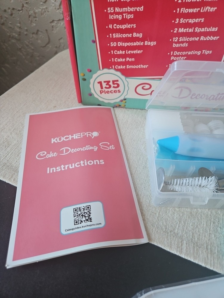 Kuchepro Cake Decorating Set in Box