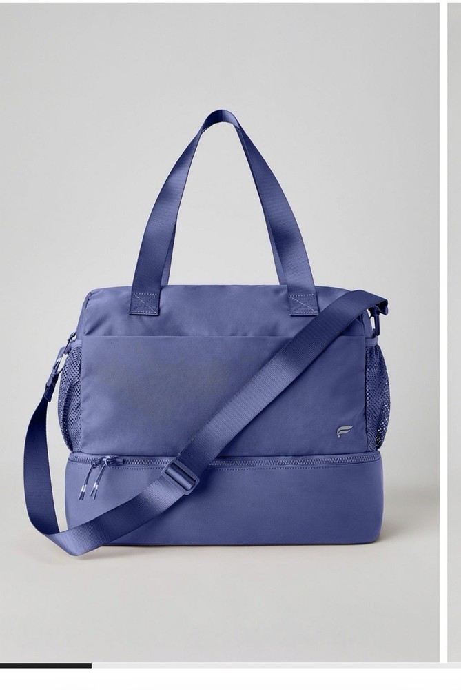 Fabletics Medium Blue Gym Bag w/ Shoe Compartment, Mesh Pockets, Zip Closure