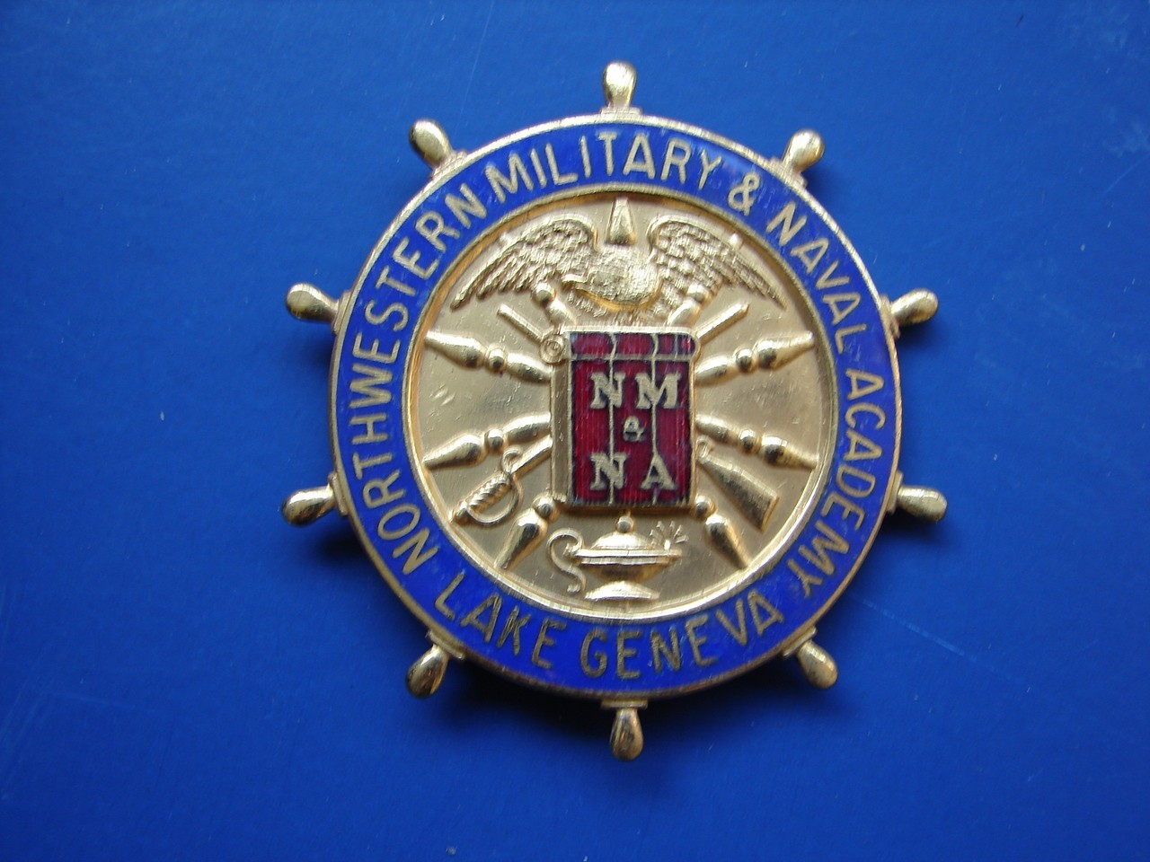 RARE OLD U.S. NORTHWESTERN MILITARY & NAVAL ACADEMY LAKE GENEVA WISCONSIN BADGE