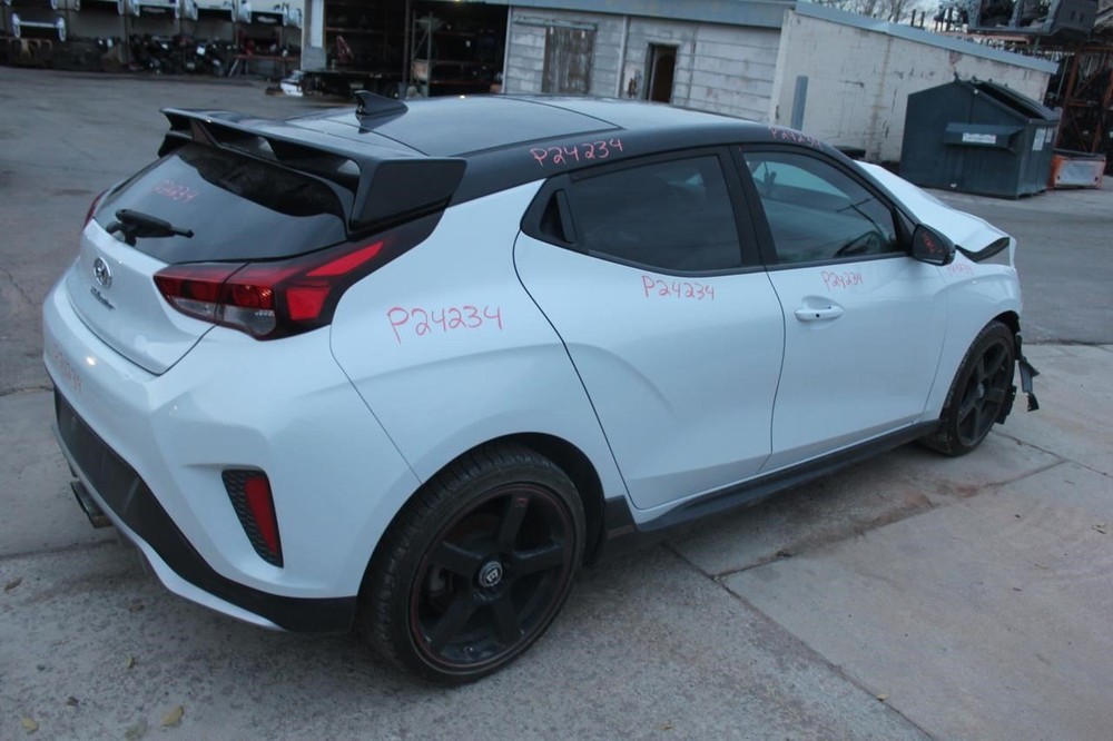 Camera/Projector Camera Front Windshield Mounted Fits 19-20 VELOSTER 611533