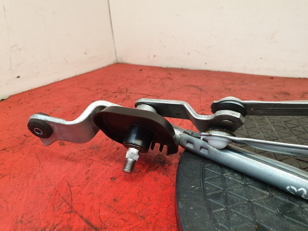 MAZDA 3 WIPER LINKAGE FRONT 5 DOOR HATCHBACK