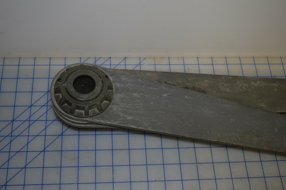 military pole battan spreader post