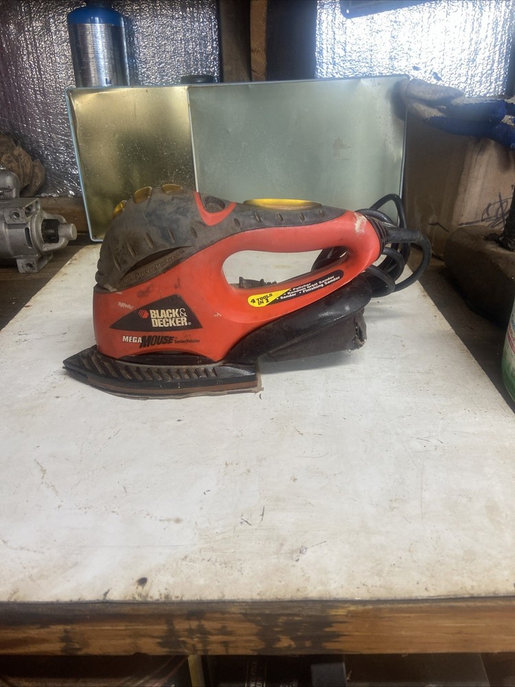 BLACK & DECKER MS700 (PSO029862)