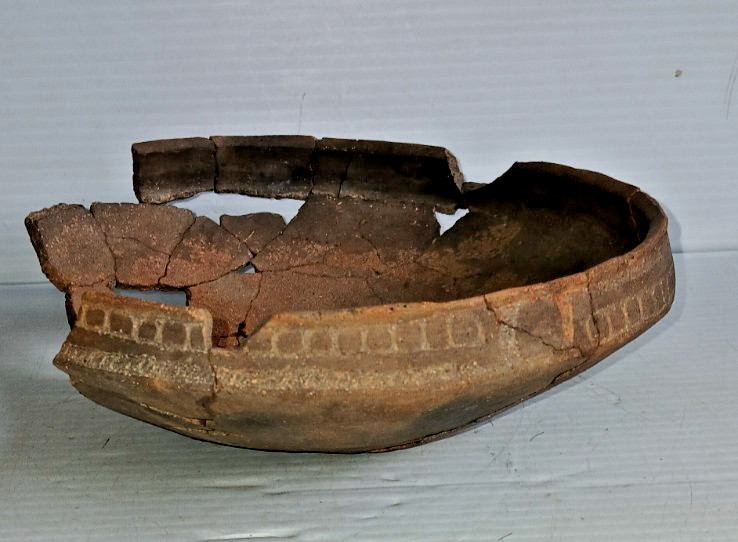 Pre-Columbian Native American Indian Mississippian Partial Pottery Bowl Artifact