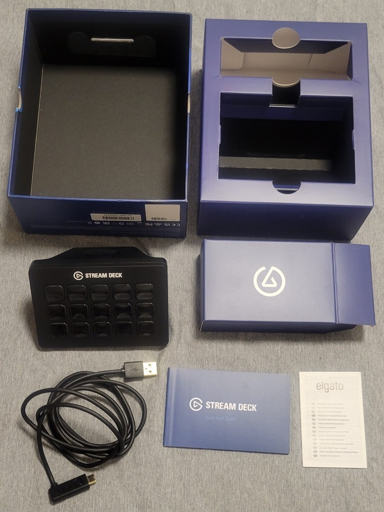 Elgato Stream Deck Live Content Creation Controller - Black, 15 Keys