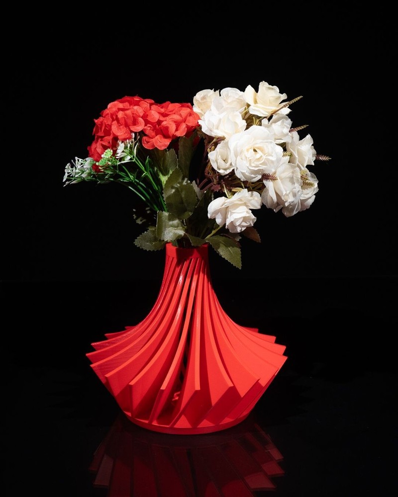 Kario Short Vase