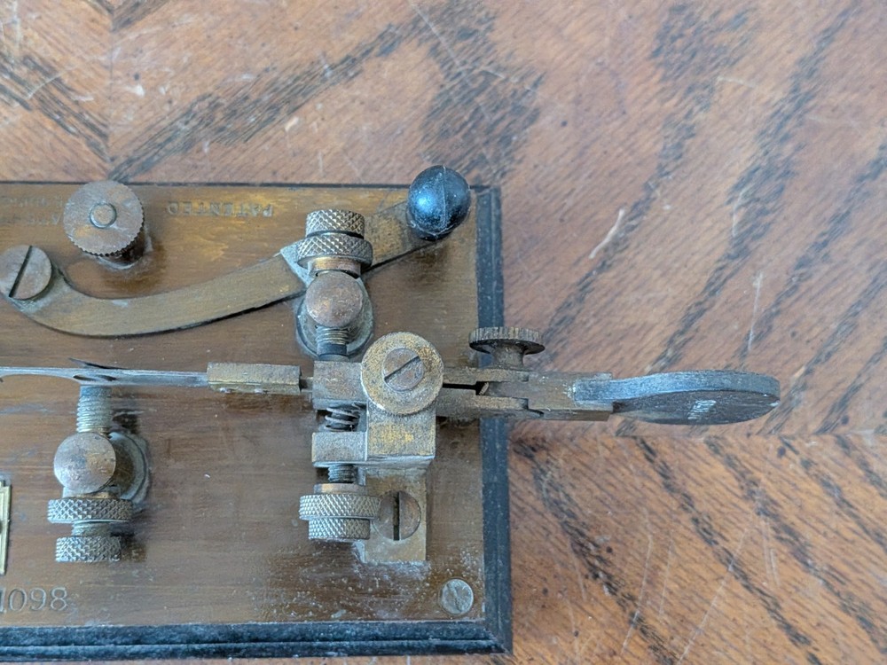 RARE J.H. Bunnell GOLD BUG Telegraph Key Keyer Morse Code Vintage