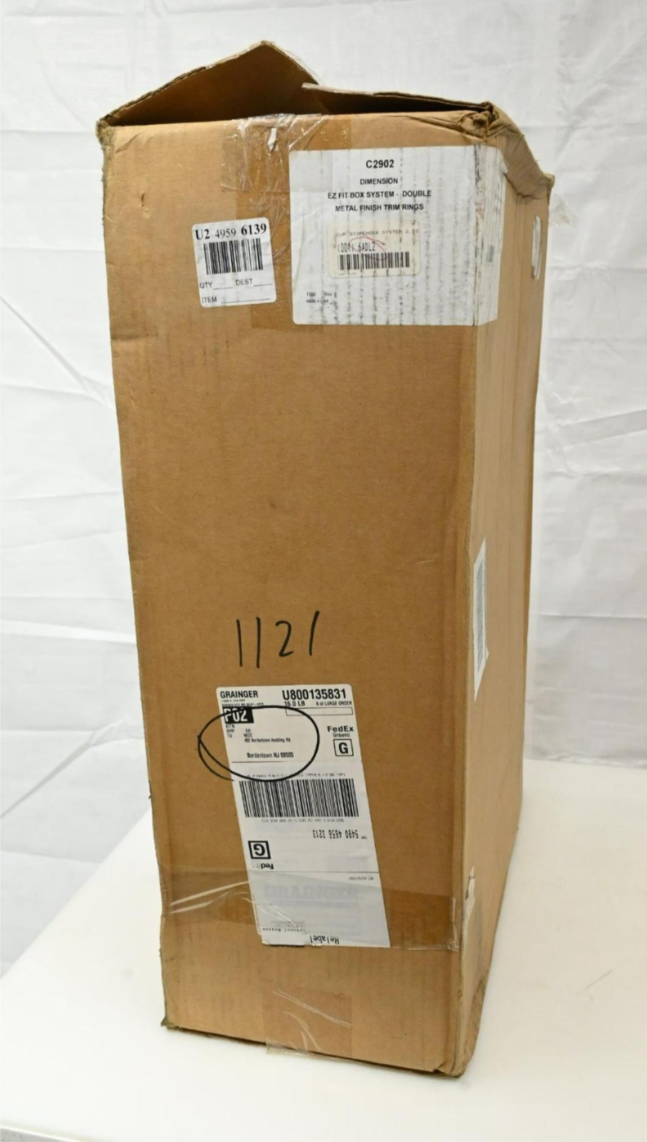 San Jamar C2902 Beverage Dispenser Cabinet, Black (VERY SLIGHT CRACK)