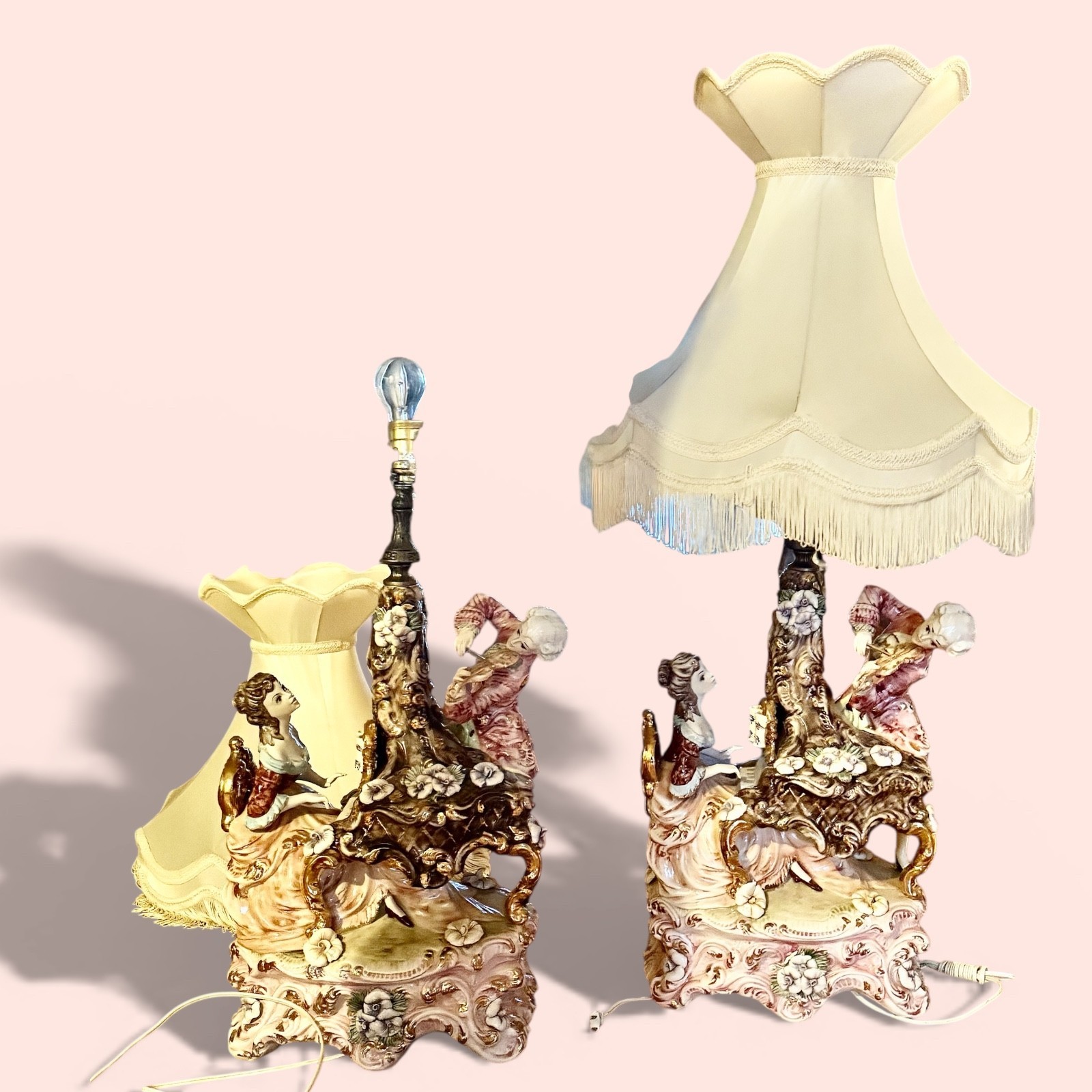 CAPODIMONTE SET of TWO 2 Figurine Lamp With Shade Made in Italy original