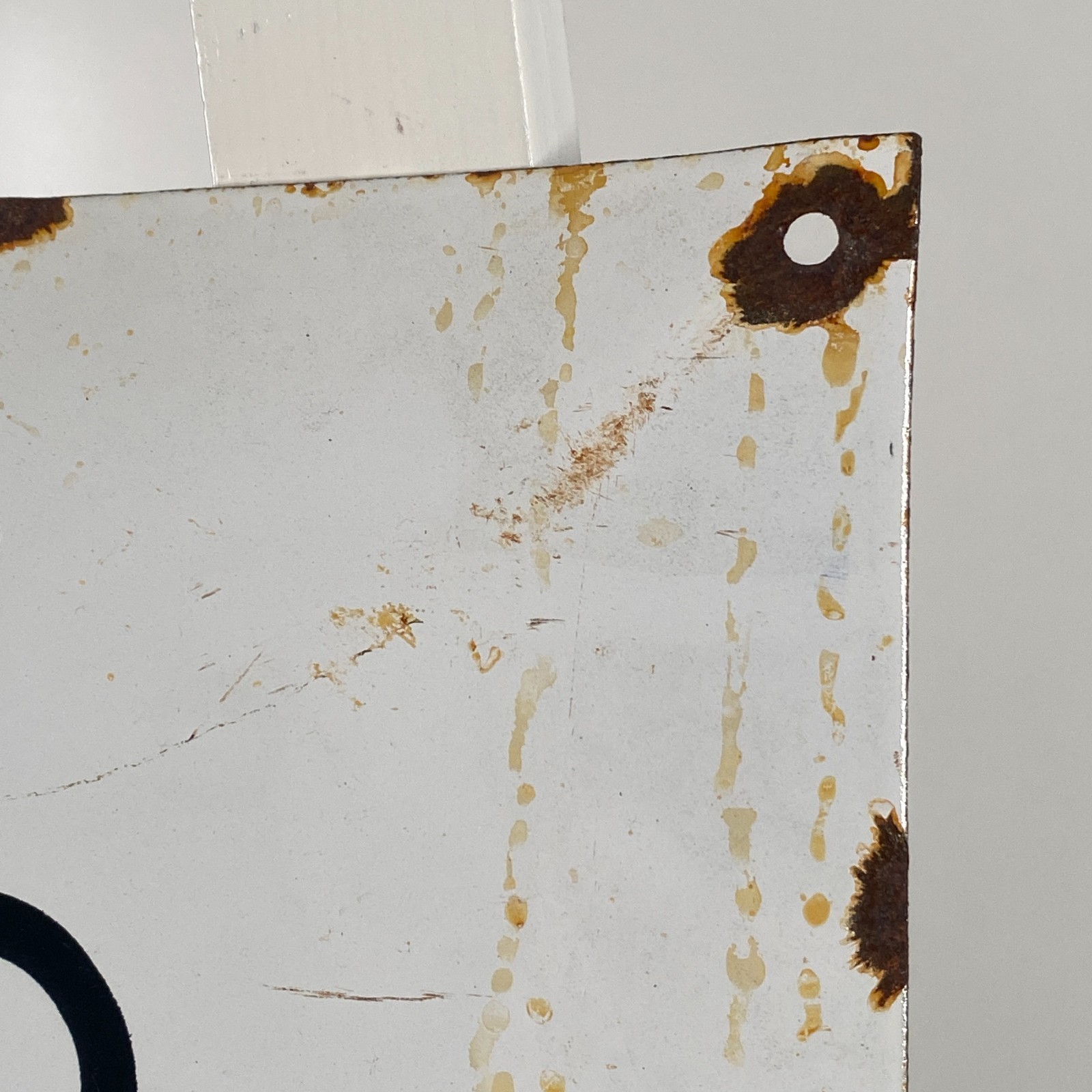 Triumph Enamel Sign - 40x30cm (15.7x11.8") - Retro Motorcycle Dealership Signage