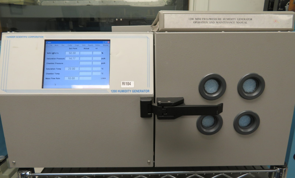 Thunder Scientific Model 1200 Mini “Two-Pressure” Humidity Generation System