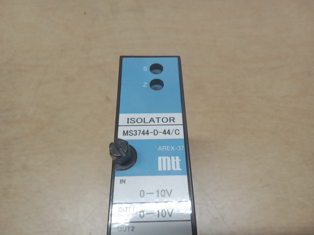 Mtt MS3744-D-44/C Isolator AREX-37