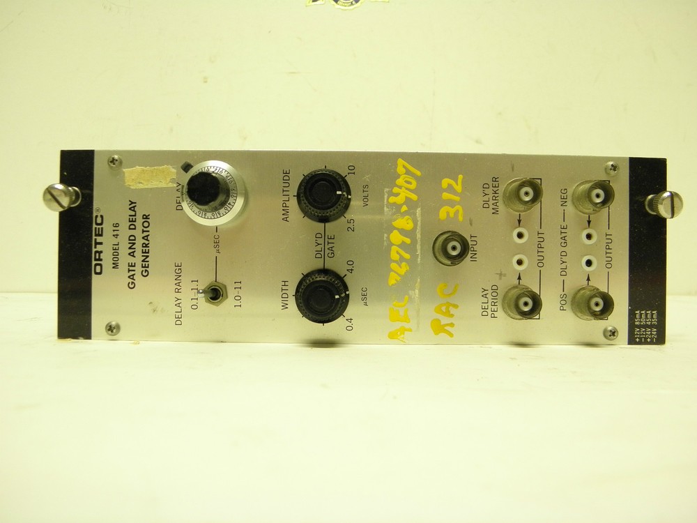 ORTEC EG&G NIM computer module model # 416 GATE and DELAY GENERATOR