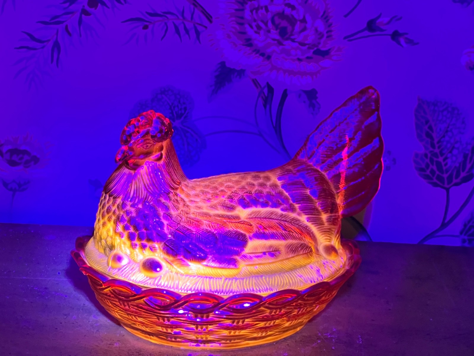 RARE! LG Wright XL Amberina Glass Hen On Nest 7 1/2" MINT!