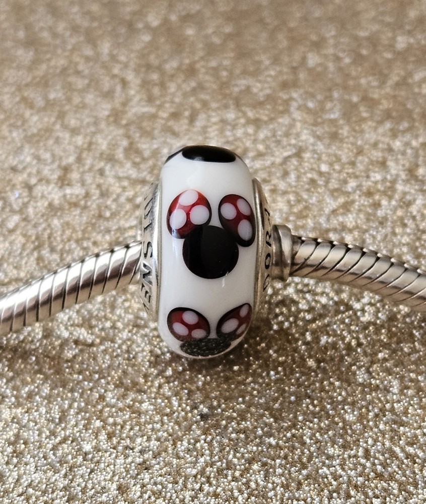 Authentic Pandora Silver Classic Minnie Mouse Murano Charm