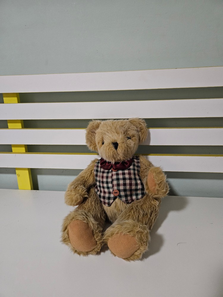 TIMELESS TEDDIES SMITTY TEDDY BEAR VEST AND BOW 31CM JOINTED