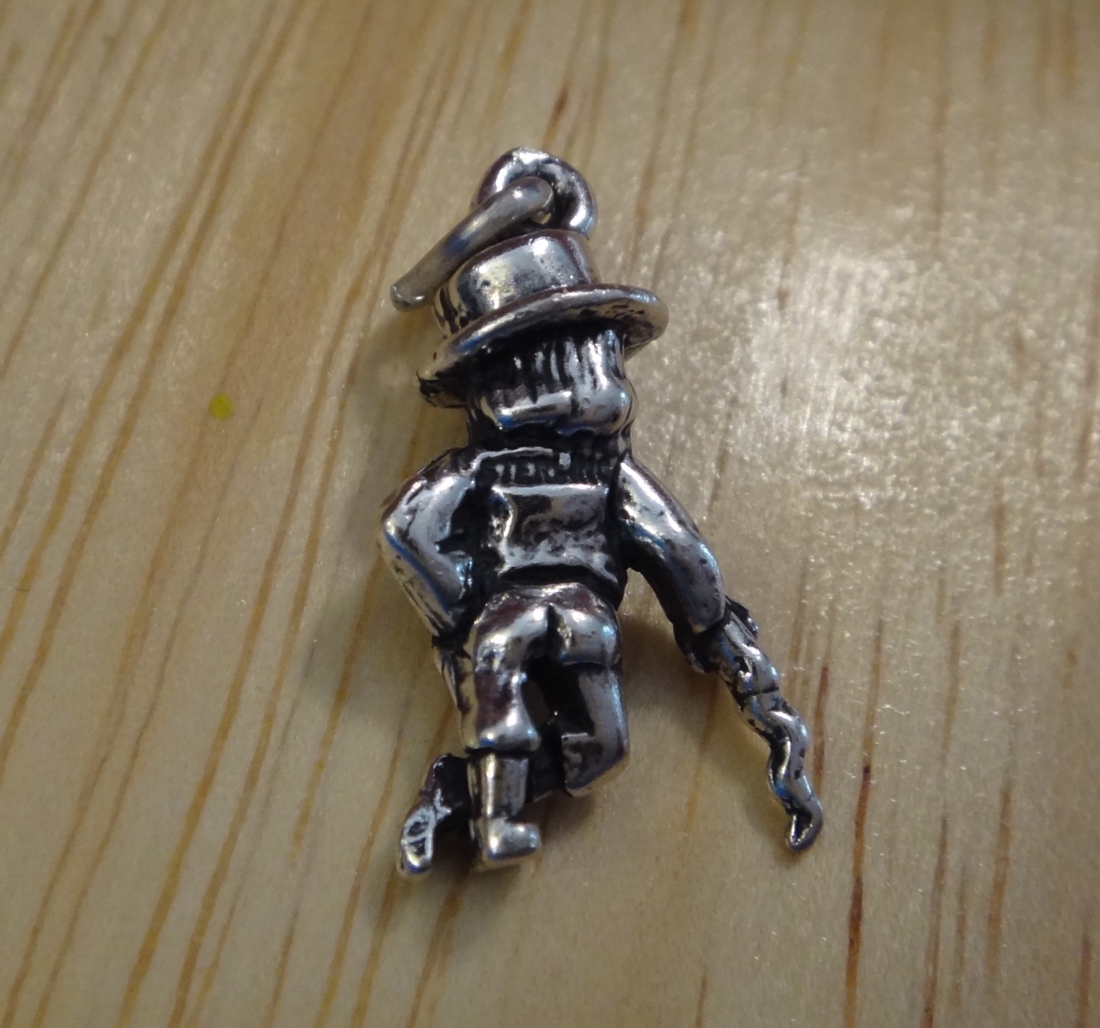 Sterling Silver 3D 20x10mm Leprechaun with Shamrock Hat and cane Irish Charm