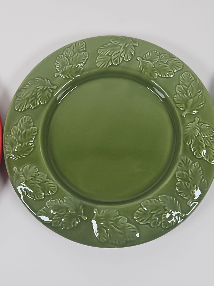 3 Pillar Candle Holders Leaf Design