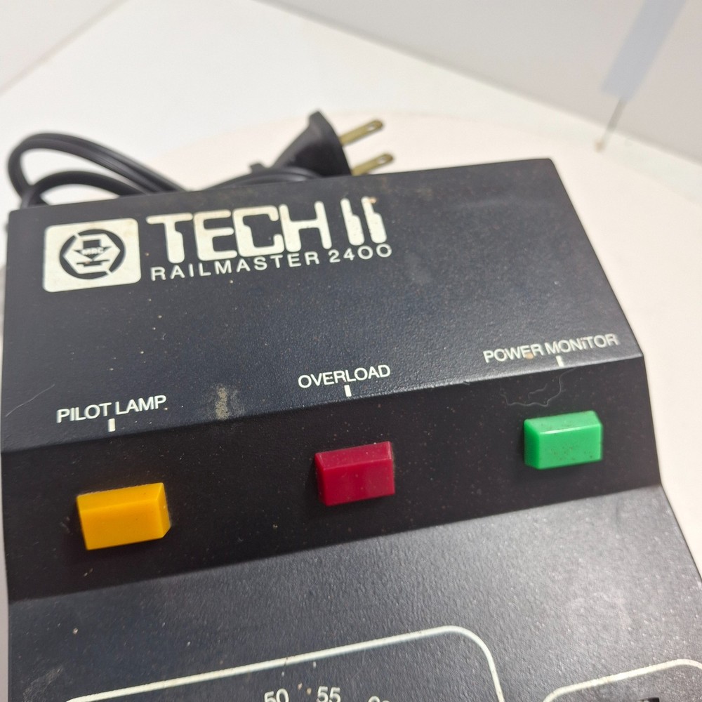 MRC Tech II Railmaster 2400 Model Train Control
