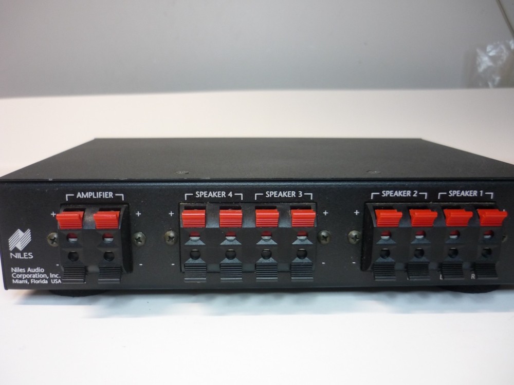 Niles SPS-4 Speaker Selector 4 Zone Audio System with Amplifier Protection