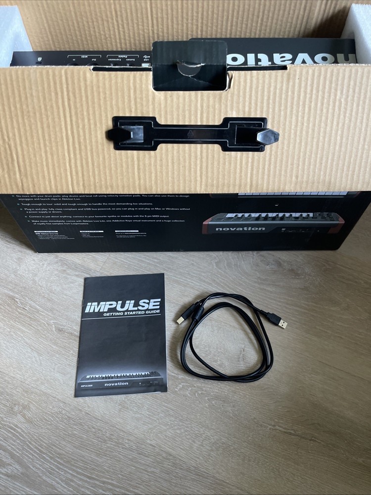 Novation Impulse 25 Controller Keyboard