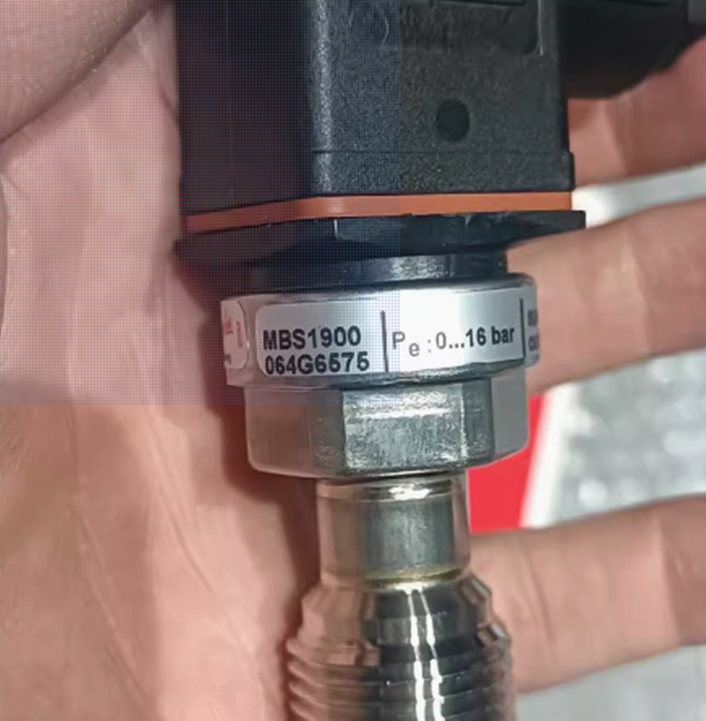 Danfoss MBS1900 064G6575 pressure sensor