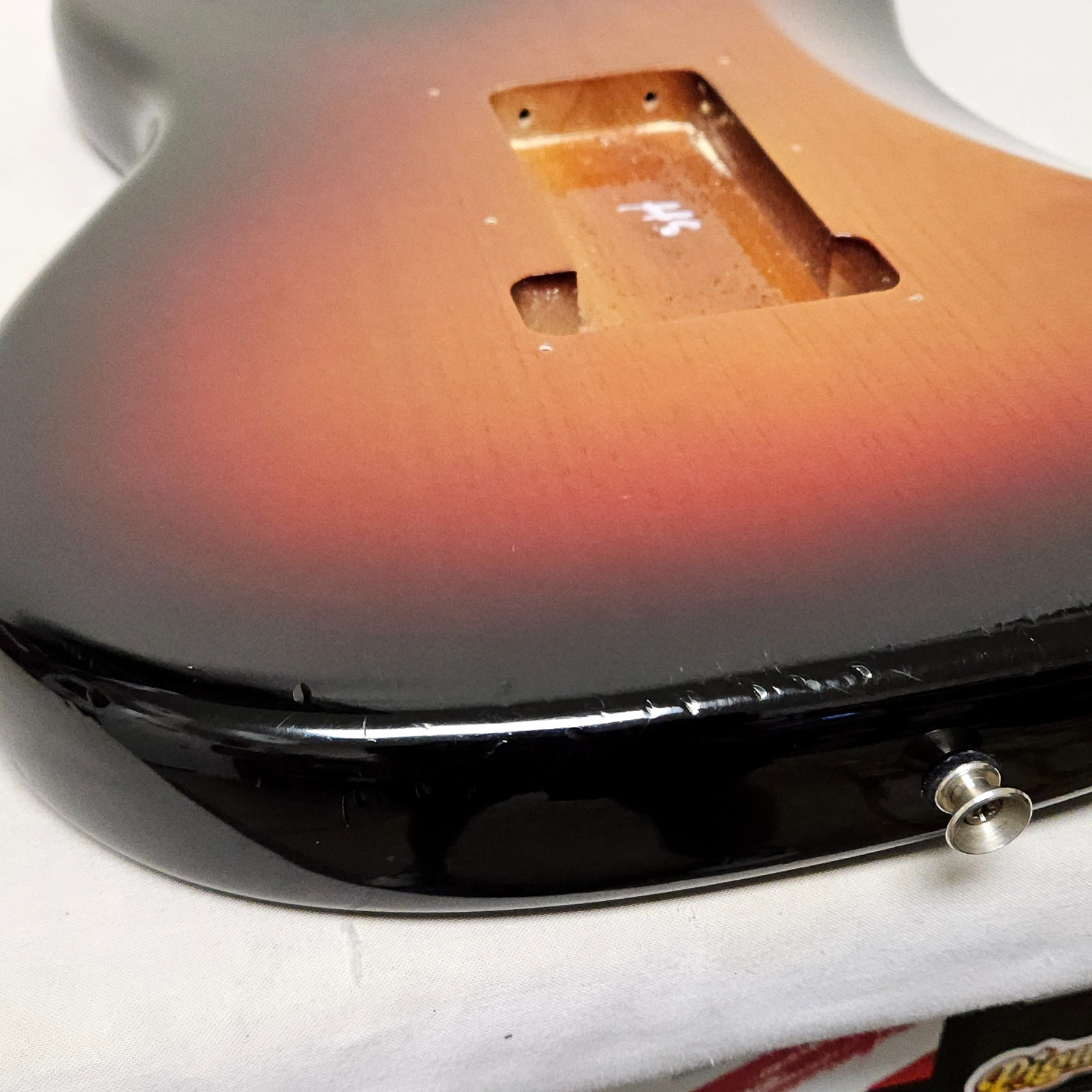 2009 Fender American Special Strat Body 3-Tone Sunburst USA Stratocaster Guitar