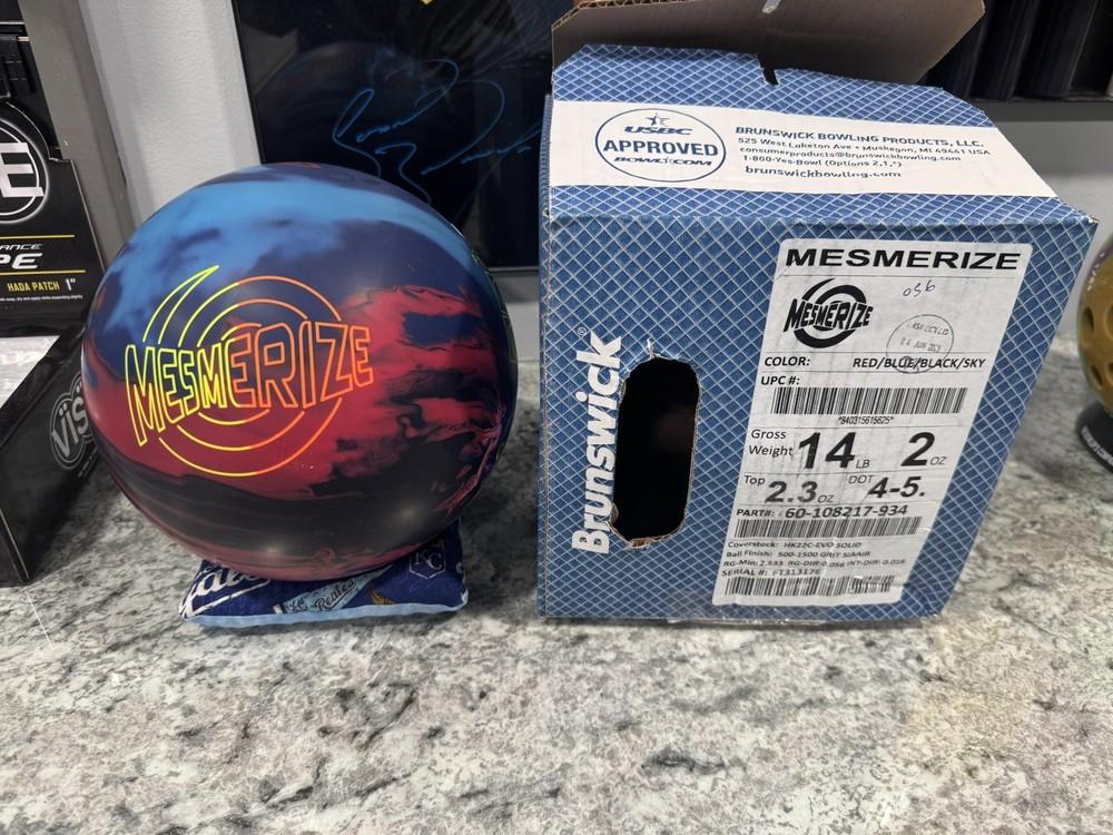 Brunswick Mesmerize Bowling Ball 14lb NIB
