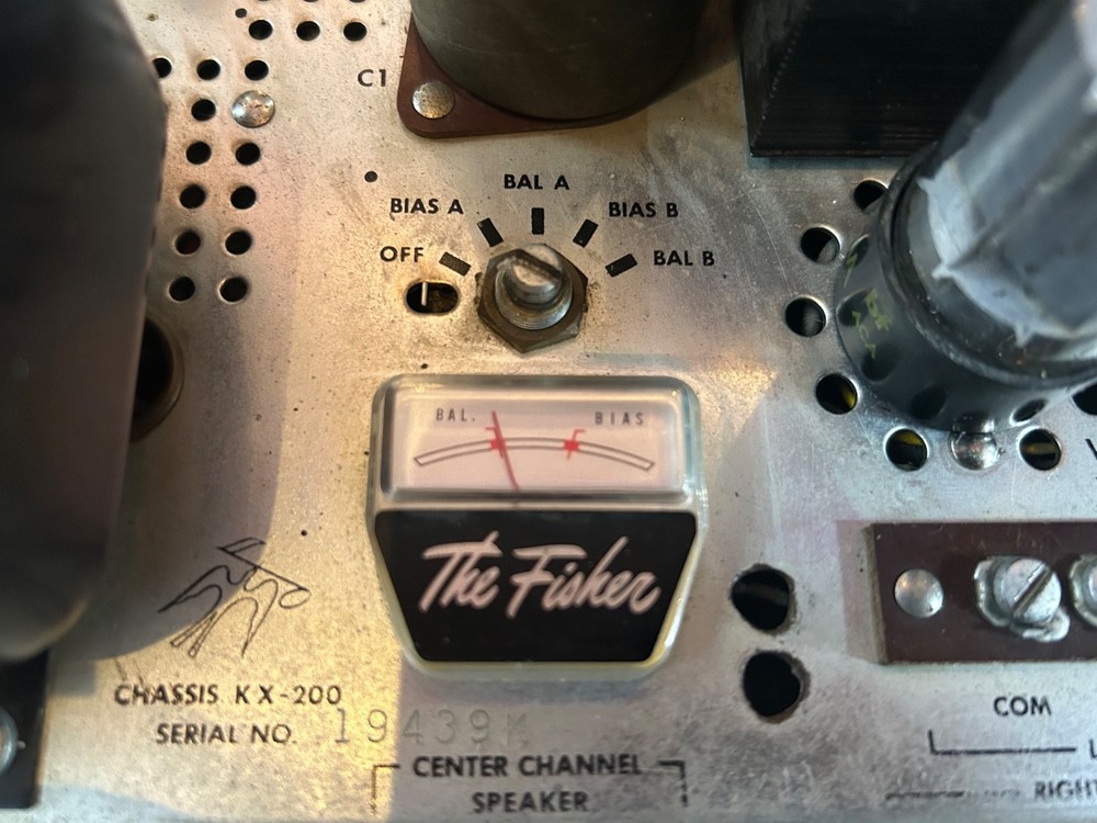 Fisher Model KX200 Integrated Stereo Master Control Amplifier Sericed Excellent