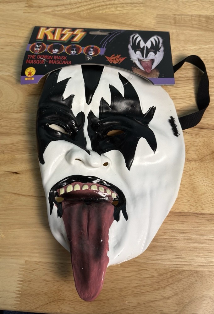 KISS 2009 SONIC BOOM GENE SIMMONS THE DEMON MASK RUBIES Nw/tgs