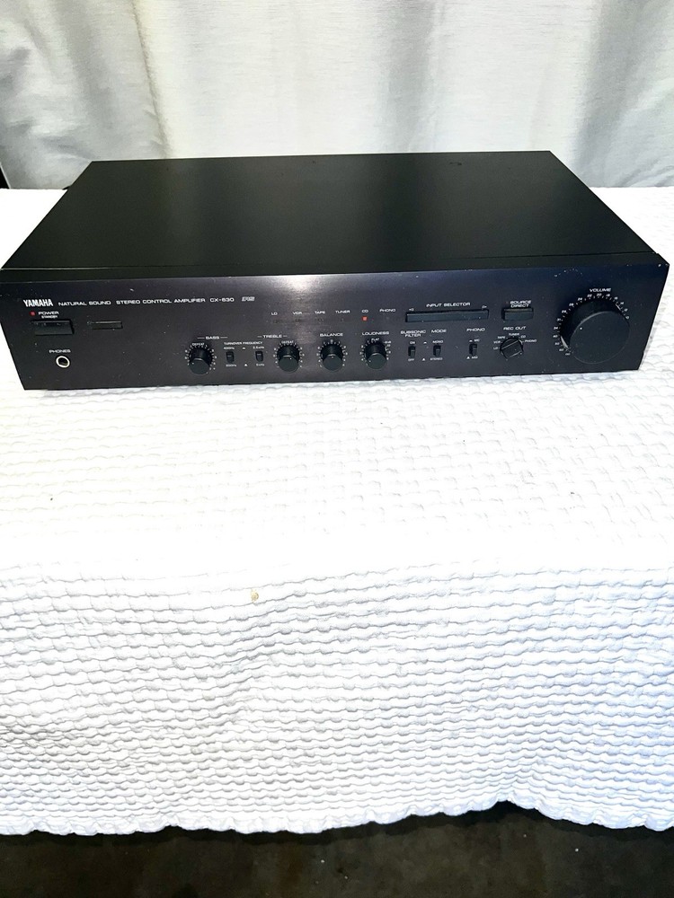 Yamahe CX-630 Preamplifier
