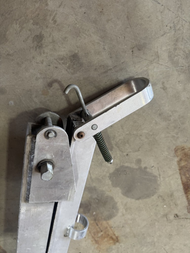 Clipper Belt Cutter 48"