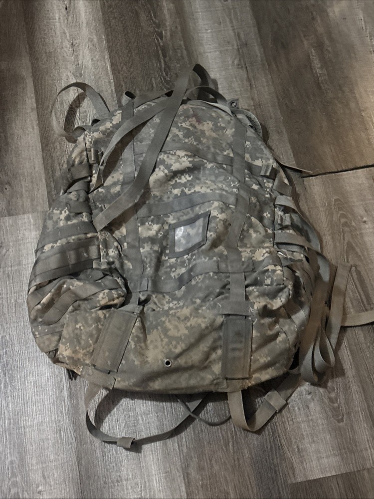 Complete Rucksack Backpack ACU Large Version MOLLE II Straps Need Reentry